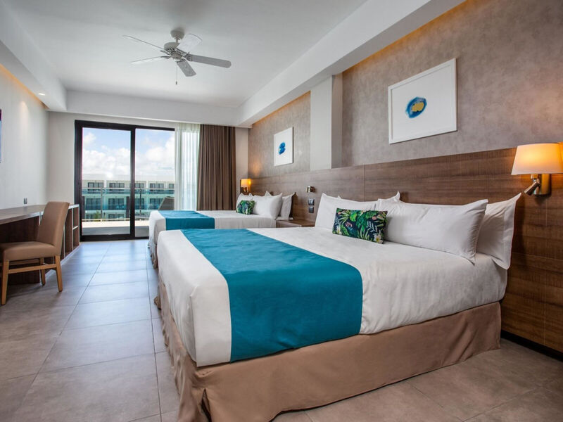 Serenade Punta Cana Beach &Amp; Spa