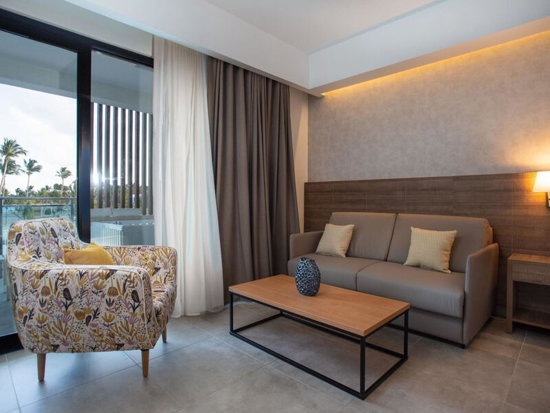 Serenade Punta Cana Beach &Amp; Spa