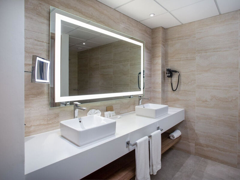 Serenade Punta Cana Beach &Amp; Spa