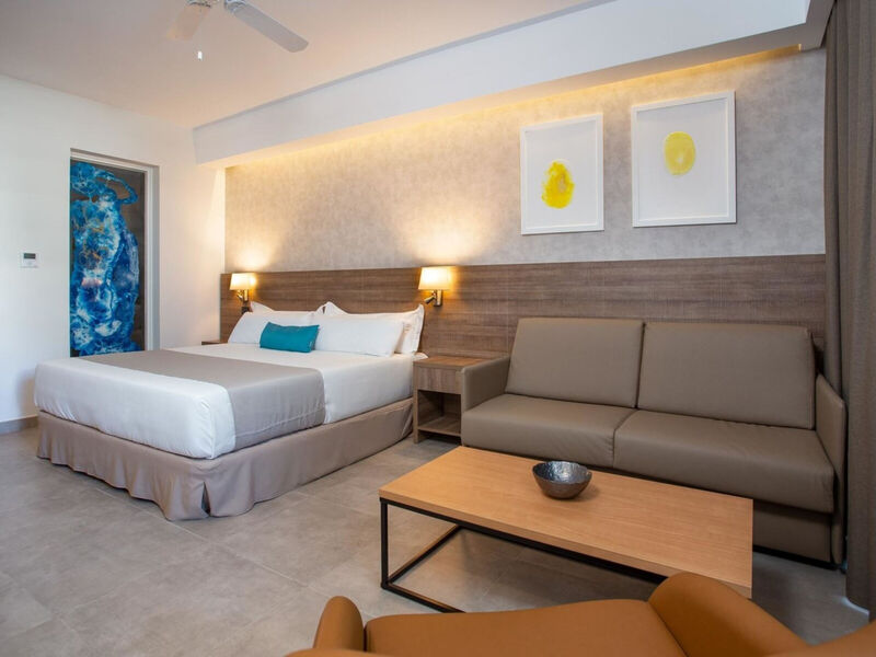 Serenade Punta Cana Beach &Amp; Spa