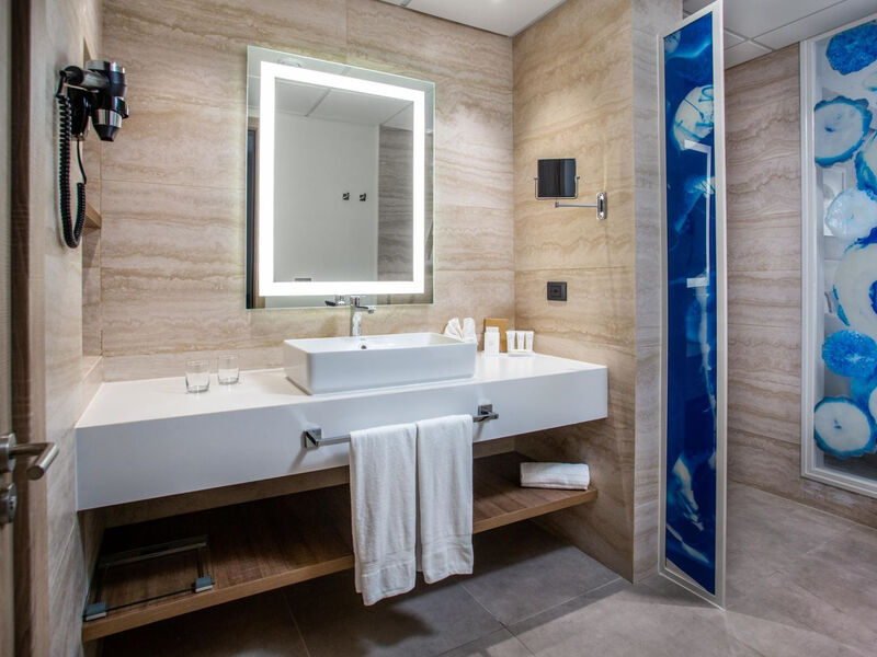 Serenade Punta Cana Beach &Amp; Spa