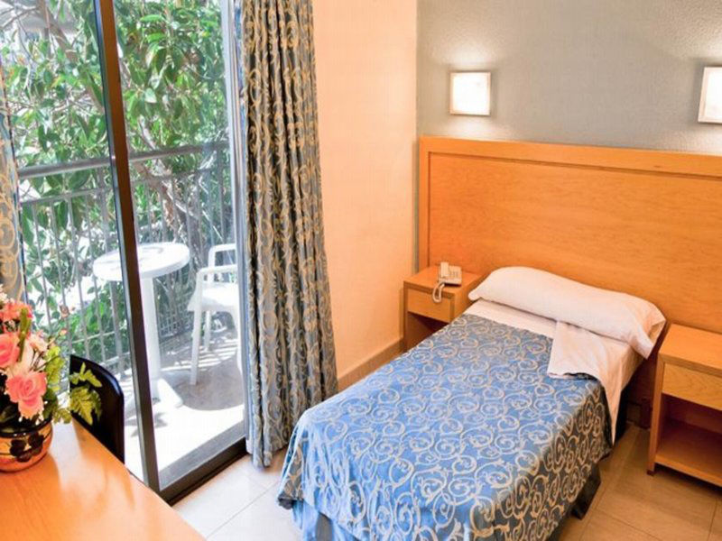 S'Estanyol Hotel