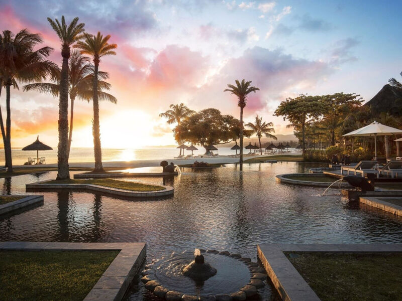 Shanti Maurice Resort &Amp; Spa