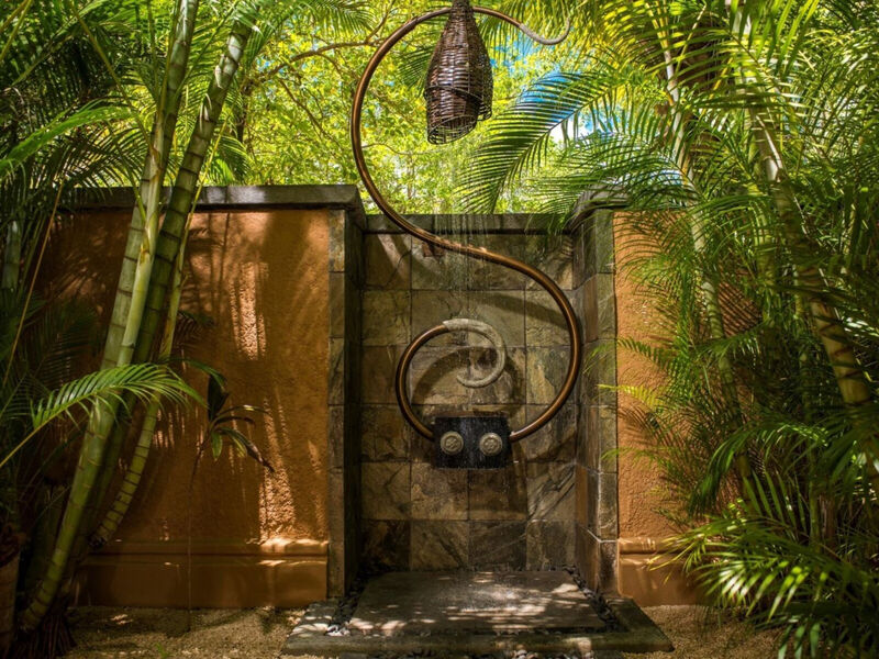 Shanti Maurice Resort &Amp; Spa