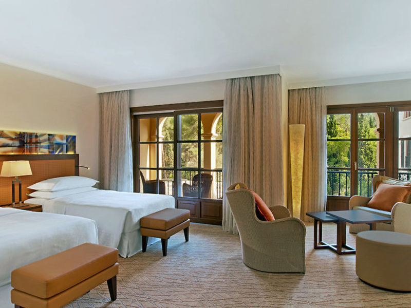 Sheraton Mall. Arabella Golfh.