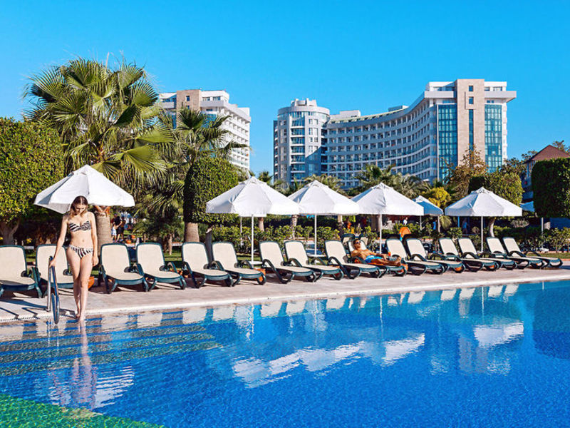 Sherwood Breezes Resort