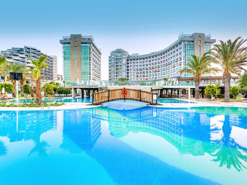 Sherwood Breezes Resort