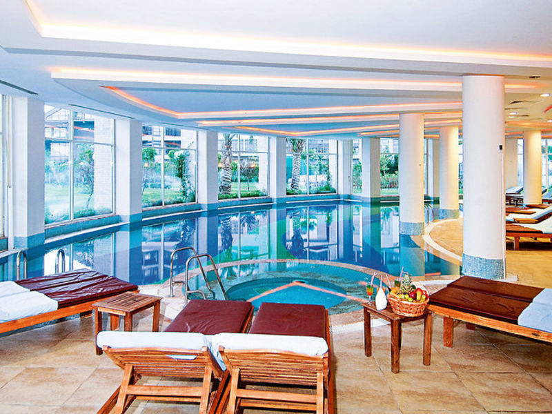Sherwood Breezes Resort