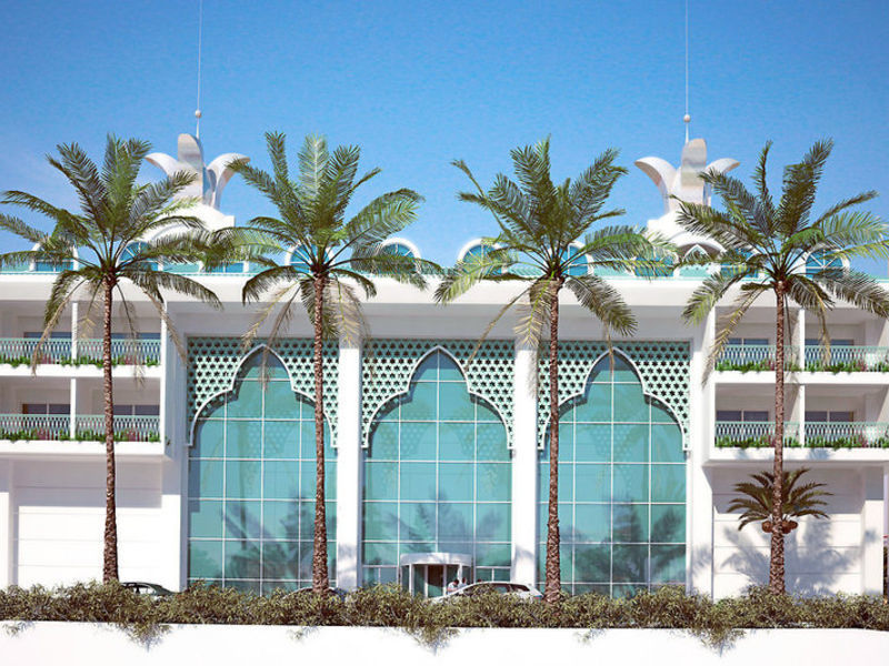 Side Crown Charm Palace