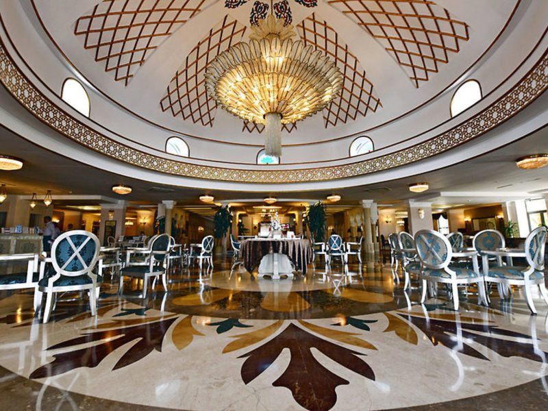 Side Star Resort