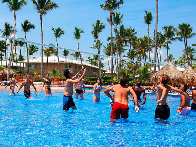 Sirenis Tropical Beach Resort