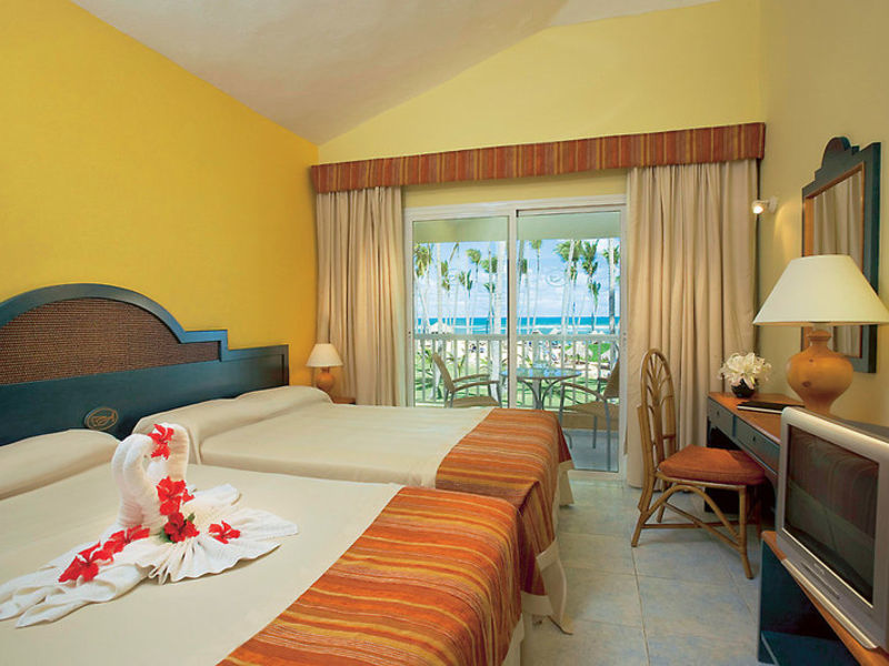 Sirenis Tropical Beach Resort