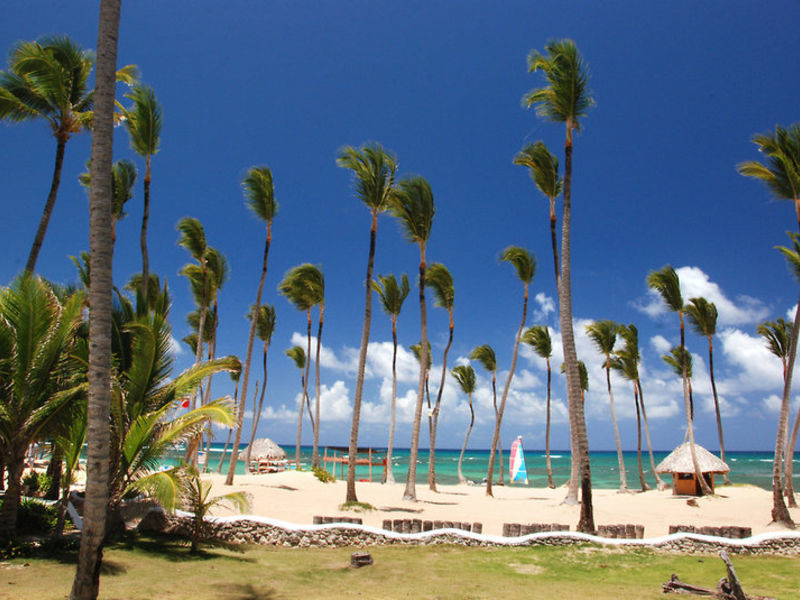 Sirenis Tropical Beach Resort