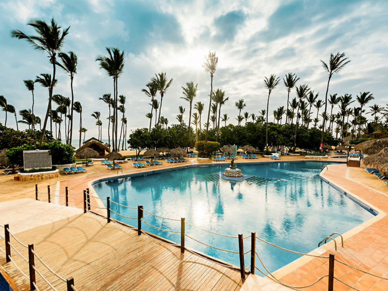 Sirenis Tropical Beach Resort