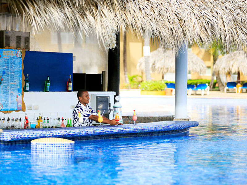 Sirenis Tropical Beach Resort
