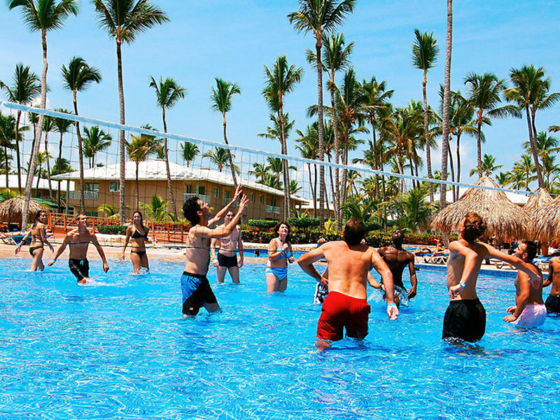 Sirenis Tropical Beach Resort