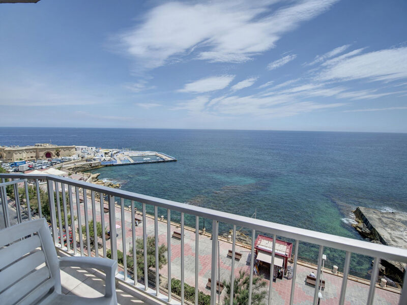 Sliema Chalet Hotel