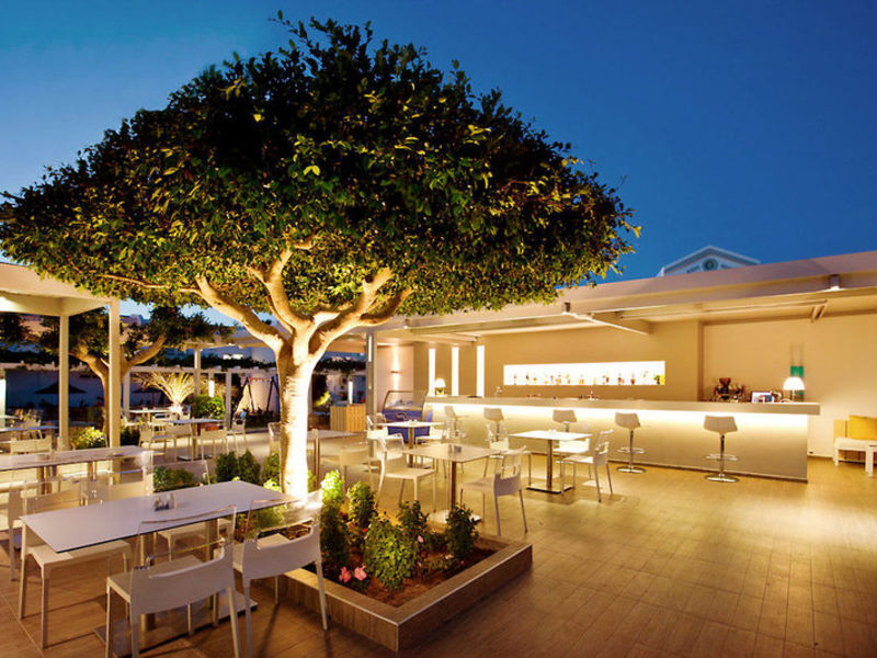 smartl MoreMeniBeach / Residence