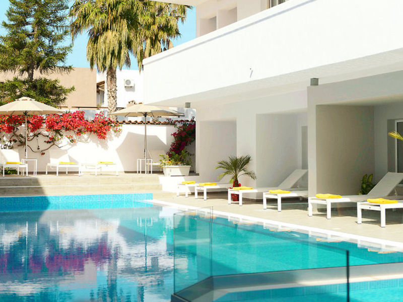 smartline MoreMeni Residence