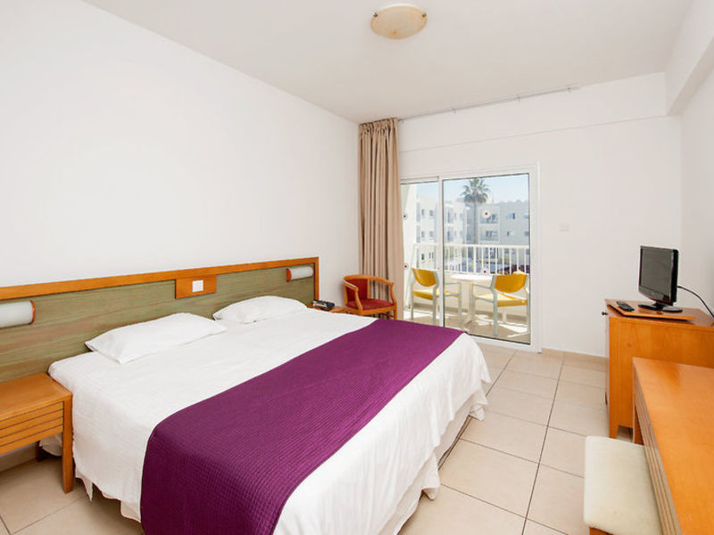 smartline Paphos