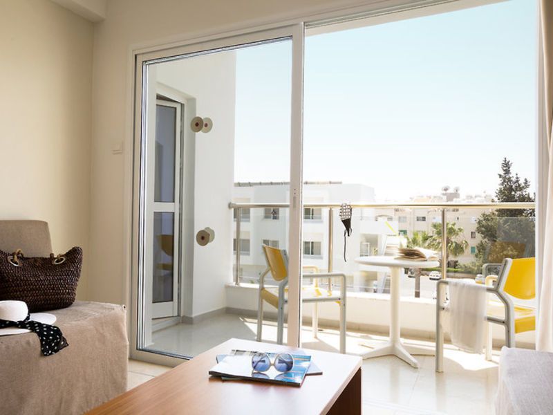 smartline Paphos