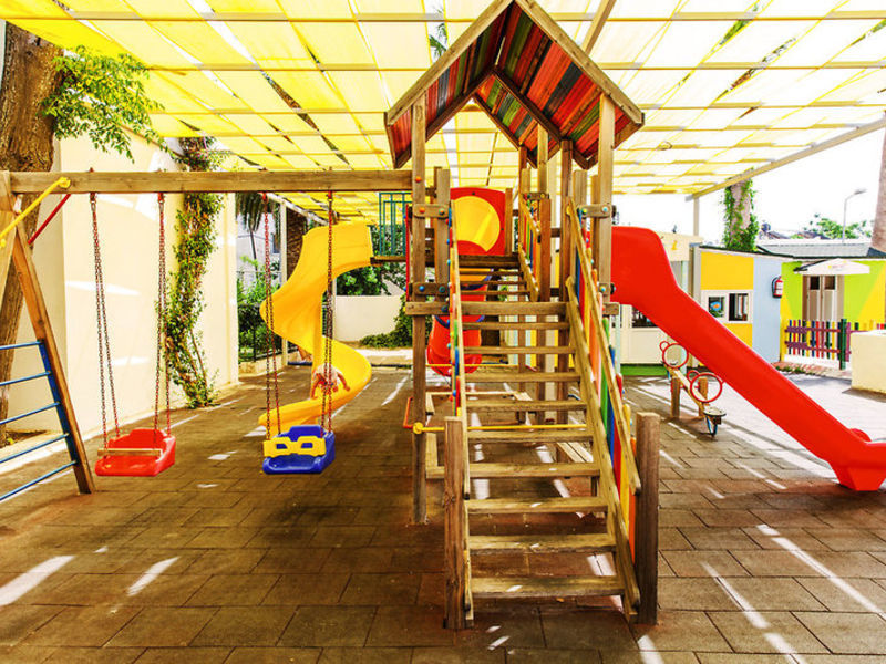 smartline Petunya Beach