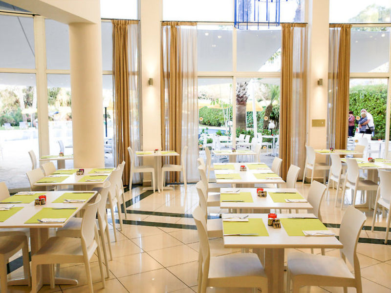 smartline Protaras