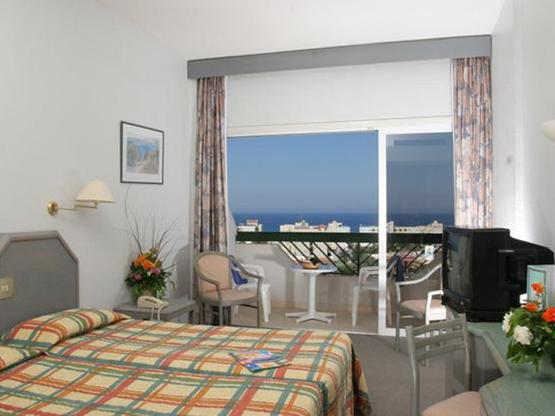 smartline Protaras