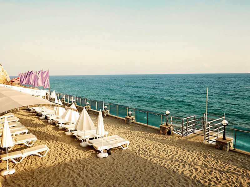 smartline White City Beach