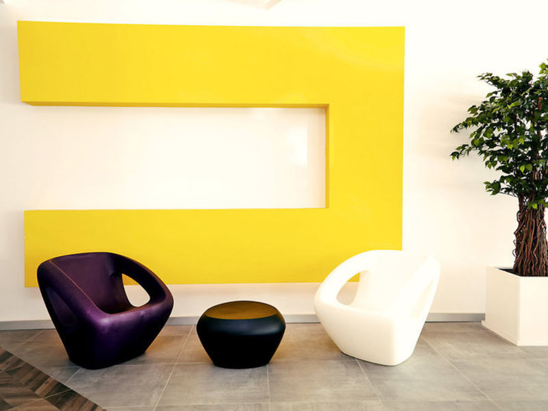 smartline White City Beach
