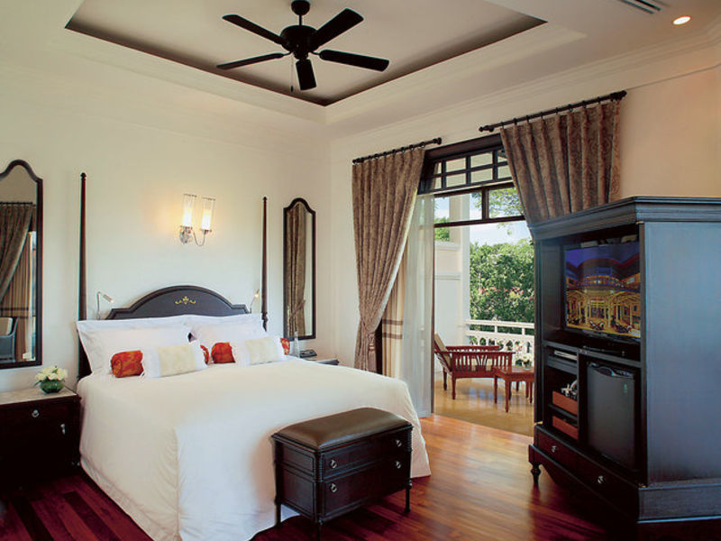 Sofitel Centara Grand