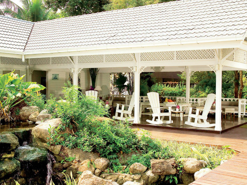 Sofitel Centara Grand