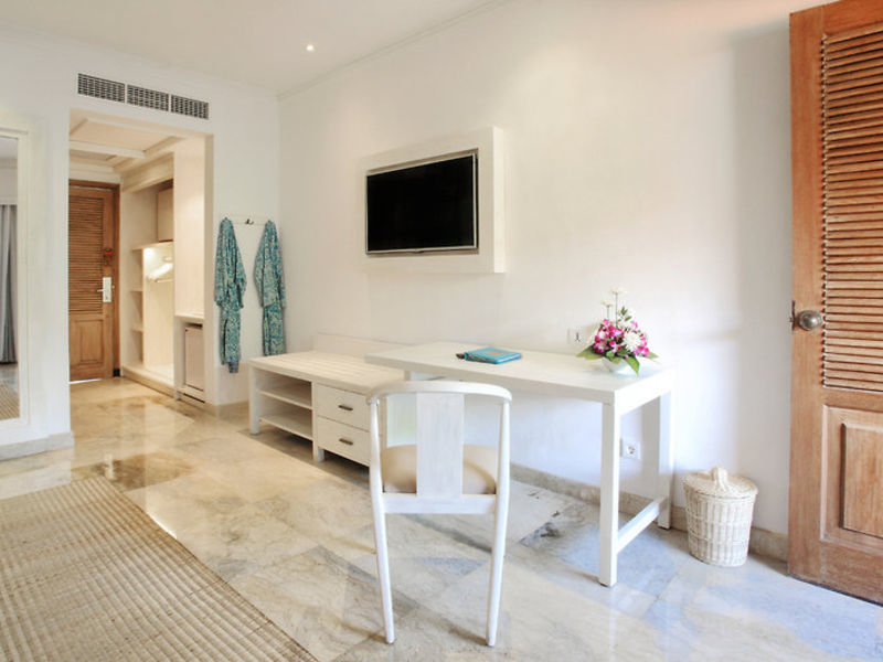Sol Beach House Benoa Bali