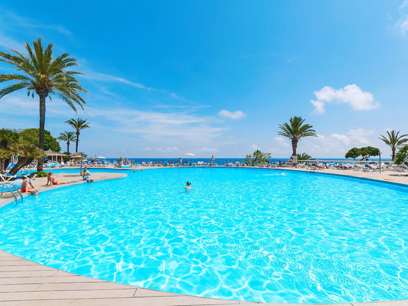Sol Calas de Mall. for Families
