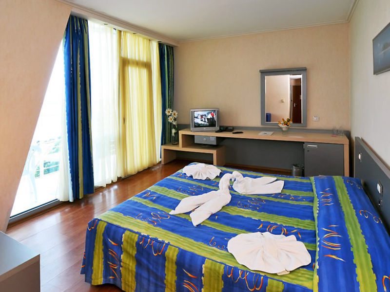 Sol Marina Palace