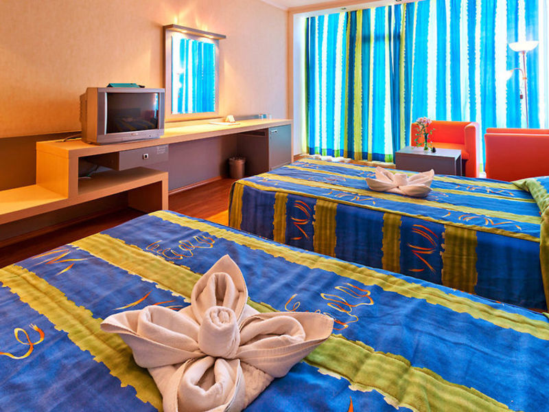 Sol Marina Palace