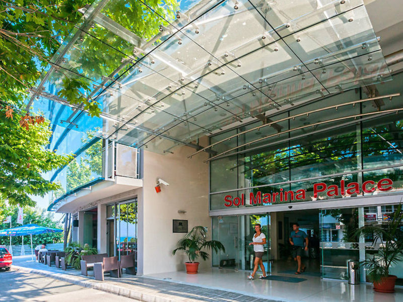 Sol Marina Palace