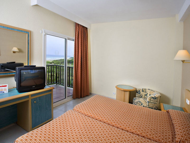 Sol Milanos / Pinguinos Hotel