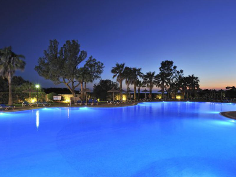 Sol Milanos / Pinguinos Hotel