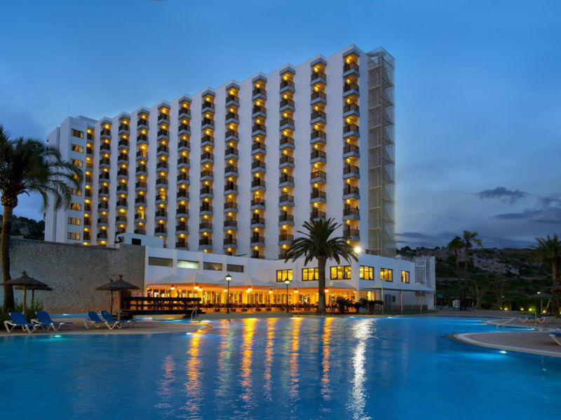 Sol Milanos / Pinguinos Hotel