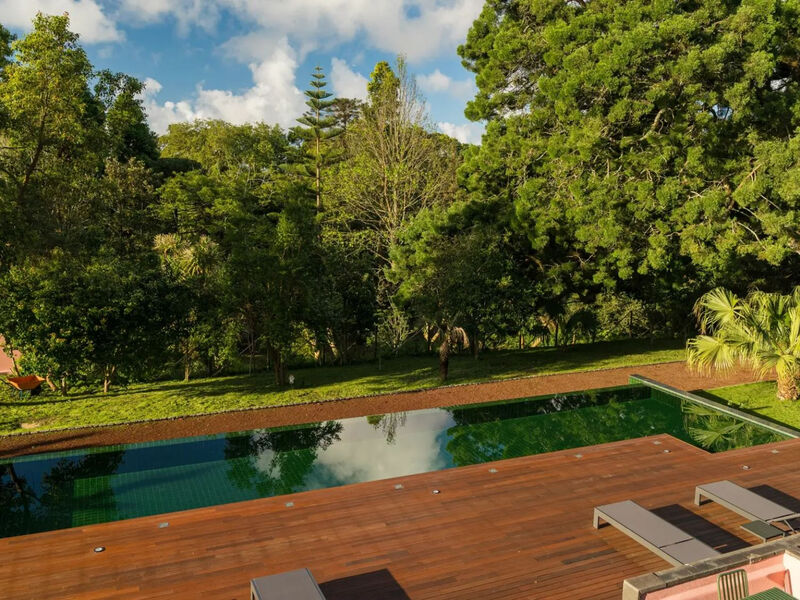 Solar Dos Cantos Botanic House & Garden