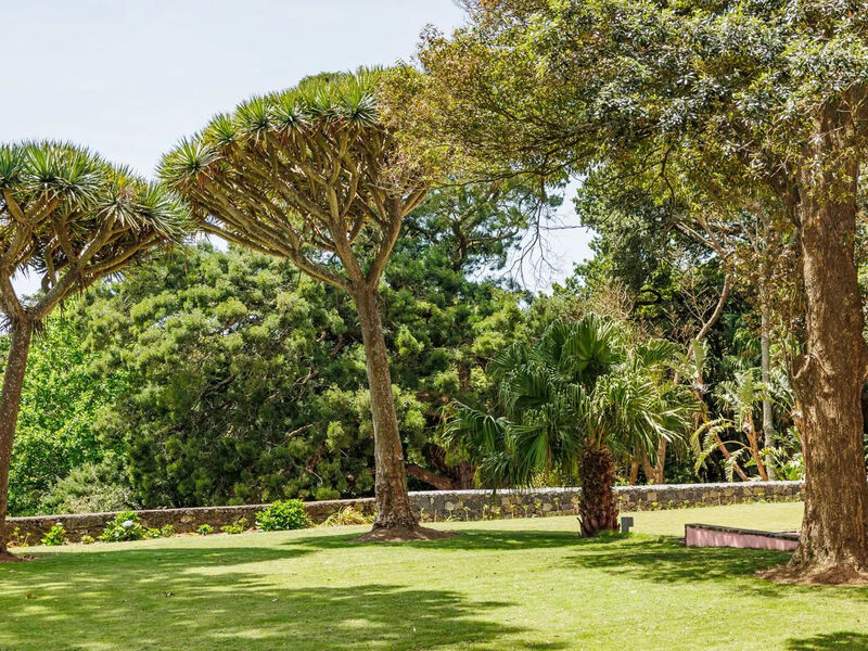 Solar Dos Cantos Botanic House & Garden