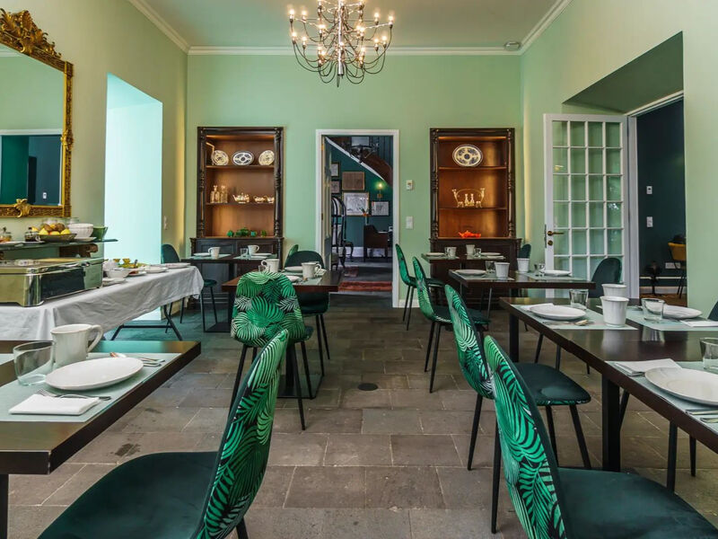 Solar Dos Cantos Botanic House & Garden