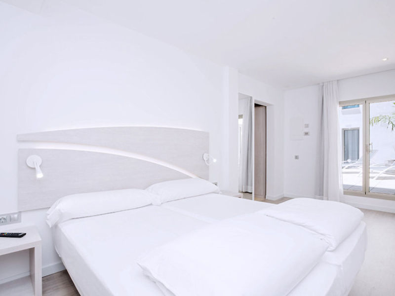 Som Llaüt Boutique Hotel