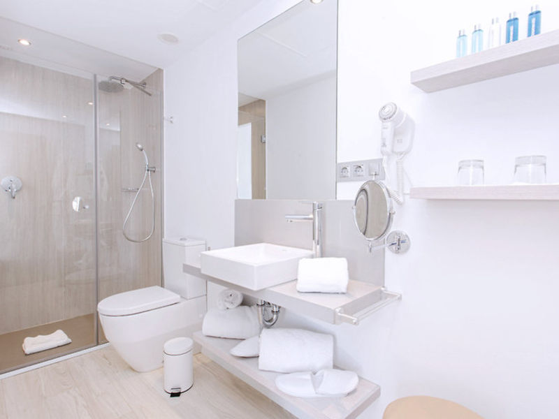 Som Llaüt Boutique Hotel
