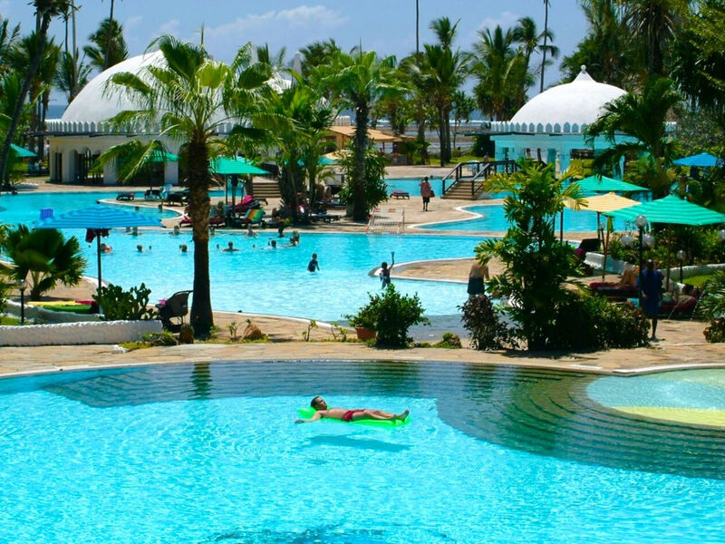 Southern Palms Beach Resort