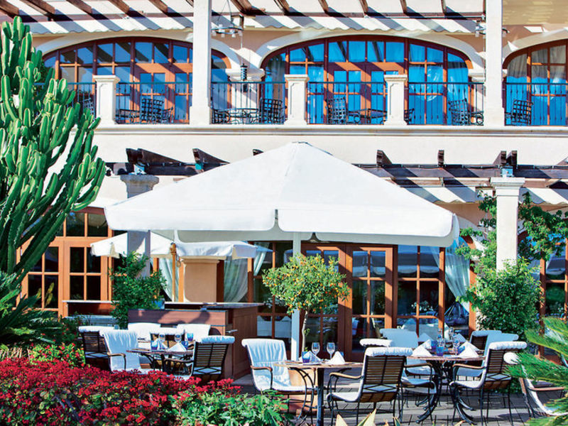 St. Regis Mardavall Resort