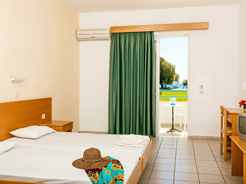 Stafilia Beach Hotel