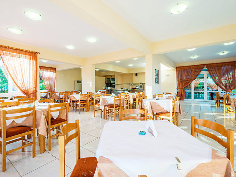 Stafilia Beach Hotel
