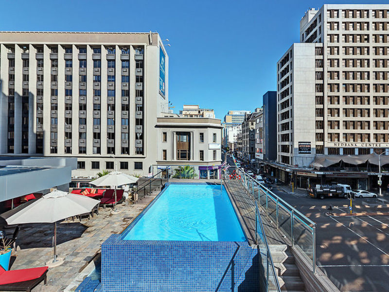 Strand Tower Hotel